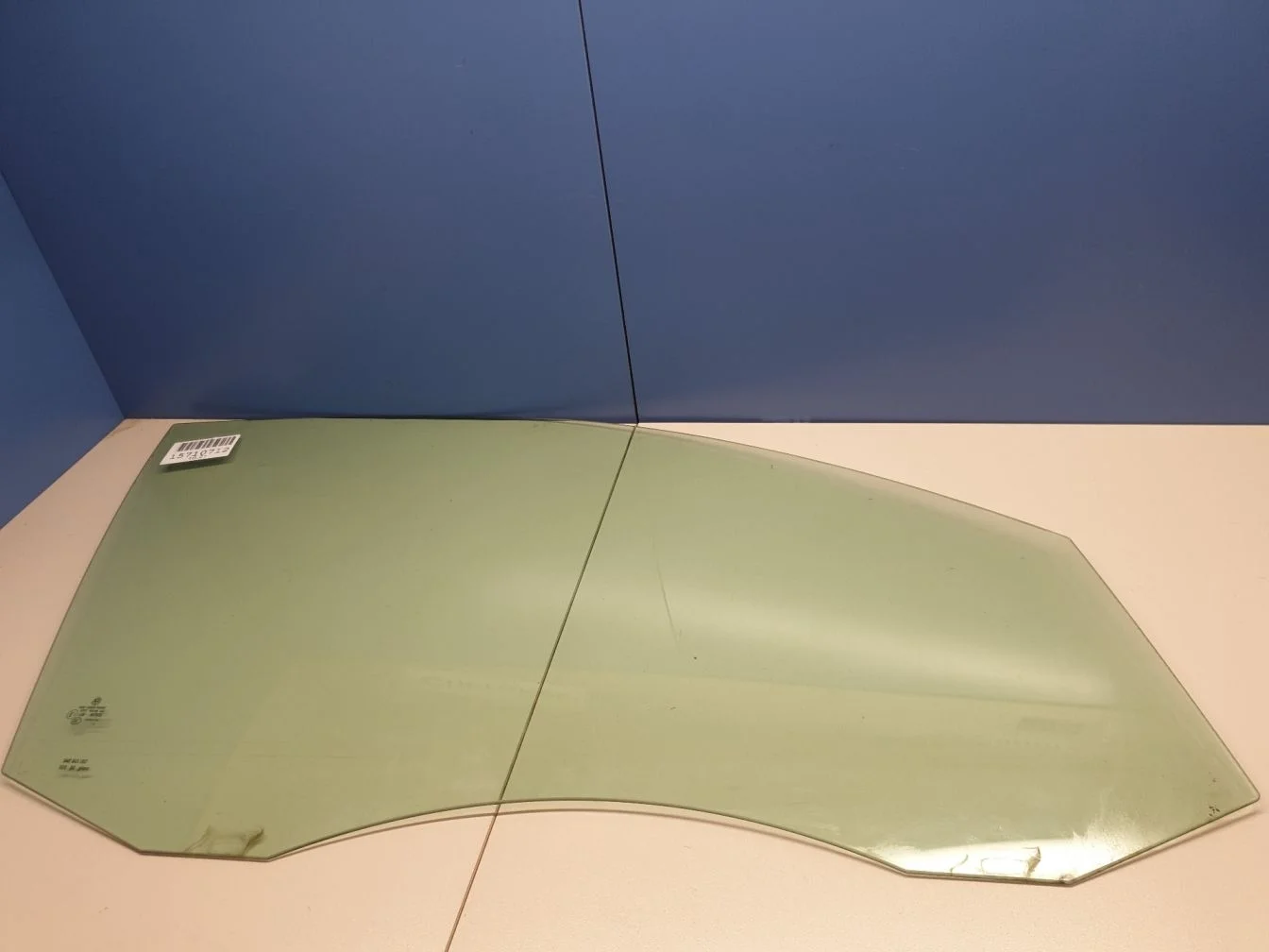 Стекло двери передней правой для Volkswagen Tiguan 2007-2016