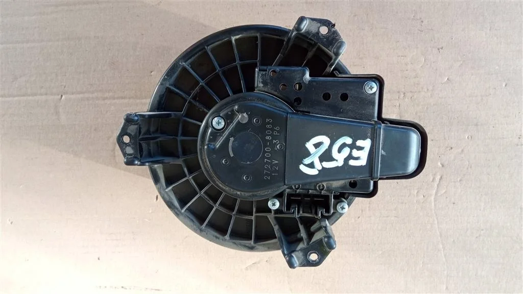 Б.у. мотор печки TOYOTA COROLLA ZRE151 TOYOTA COROLLA ZRE151