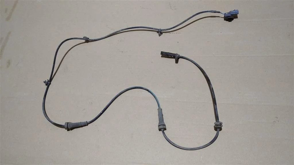 Б.у. датчик abs NISSAN JUKE F15E NISSAN JUKE F15E