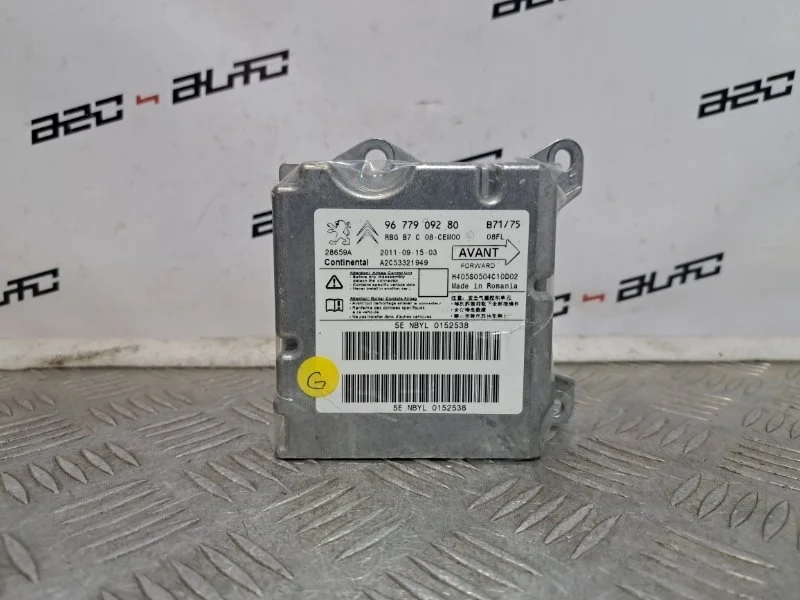 Блок управления аирбаг Citroen C4 2011 9677909280 B7
