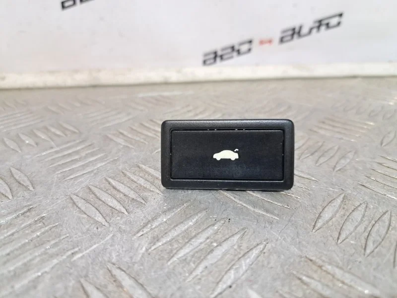 Кнопка открывания багажника Audi Q5 2010 3D0959831D 8R