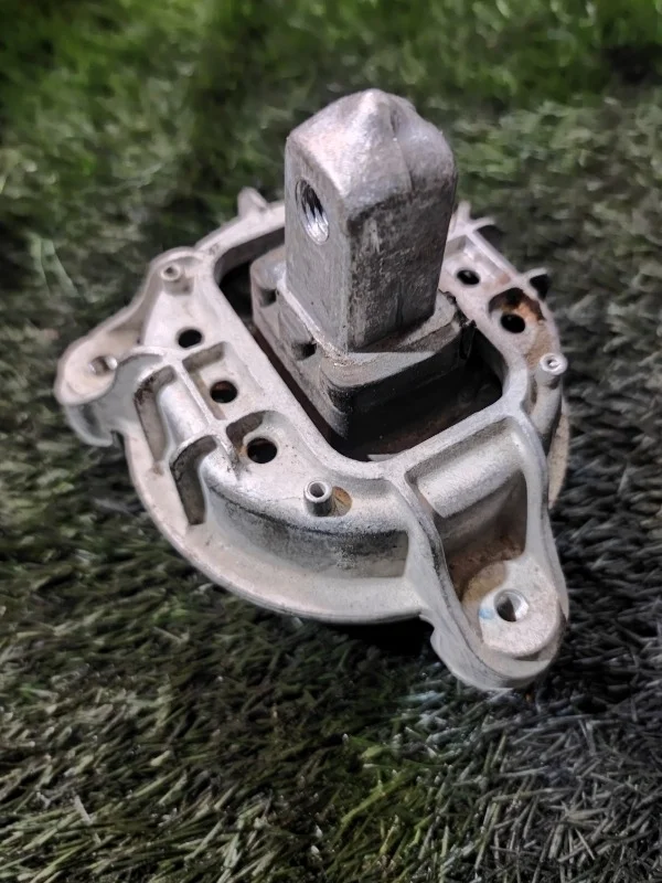 Подушка двигателя BMW 535i 2014 F10