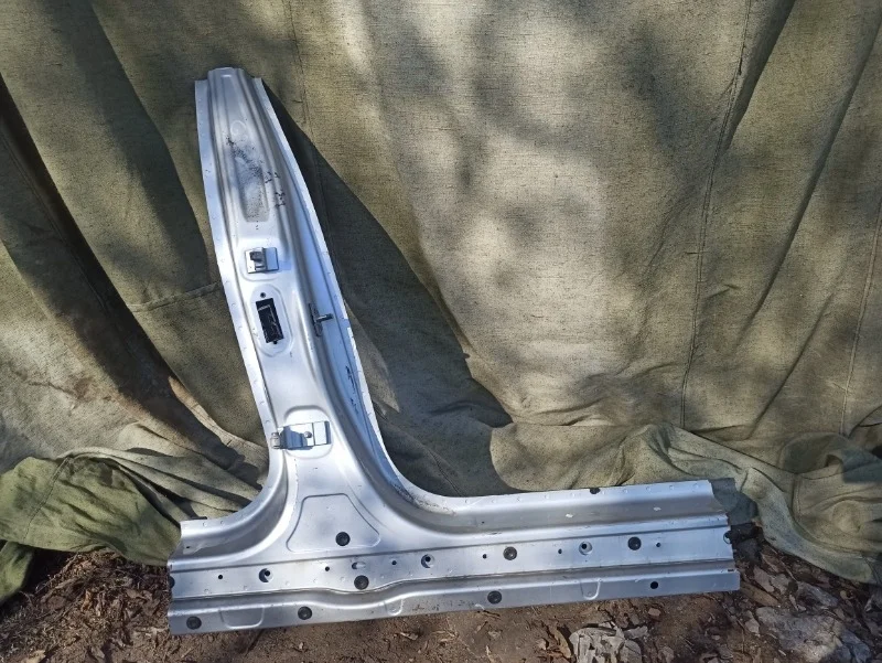 Порог BMW F10