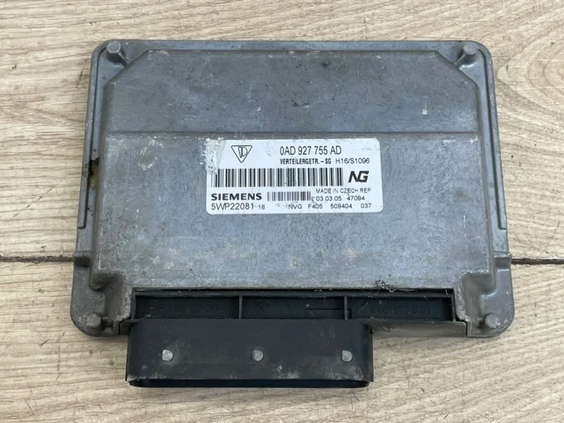 Блок управления раздаточной коробкой Porsche Cayenne 2003-2006 955