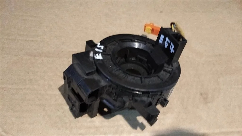 Б.у. шлейф рулевой TOYOTA COROLLA ZRE151 TOYOTA COROLLA ZRE151