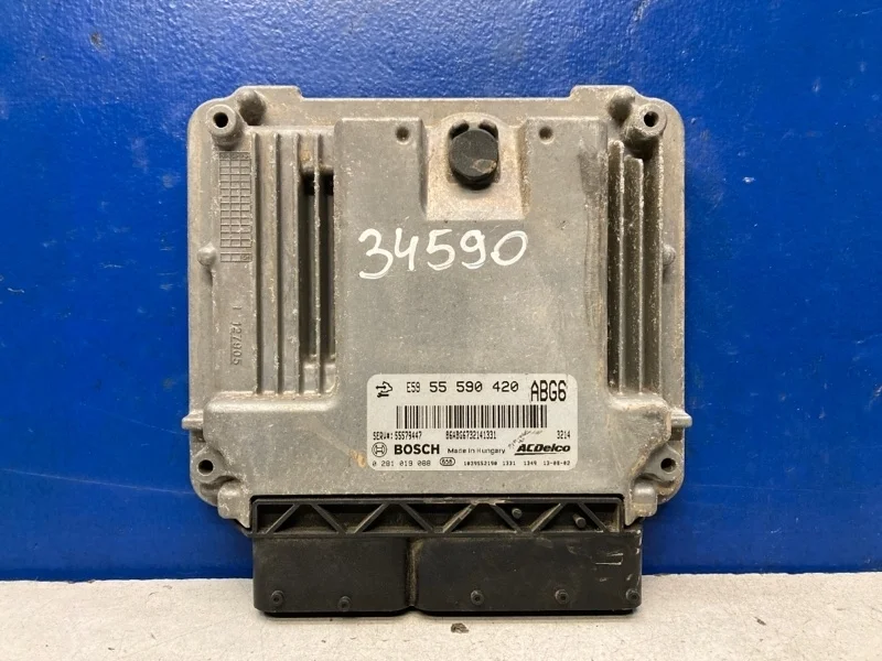 Блок управления двигателем, эбу Opel Astra J 2013 55590420 ХЭТЧБЕК 2.0 A20DTH