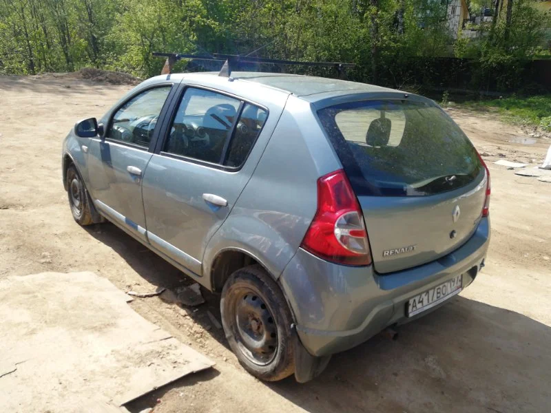 Продажа Renault Sandero 1.6 (84Hp) (K7M 800) FWD MT по запчастям