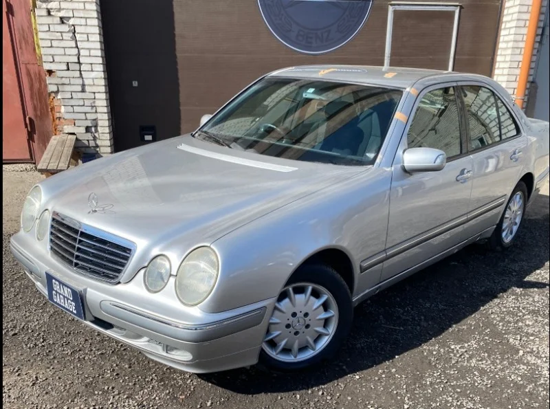 Продажа Mercedes-Benz E class 2.4 (170Hp) (112.911) RWD MT по запчастям