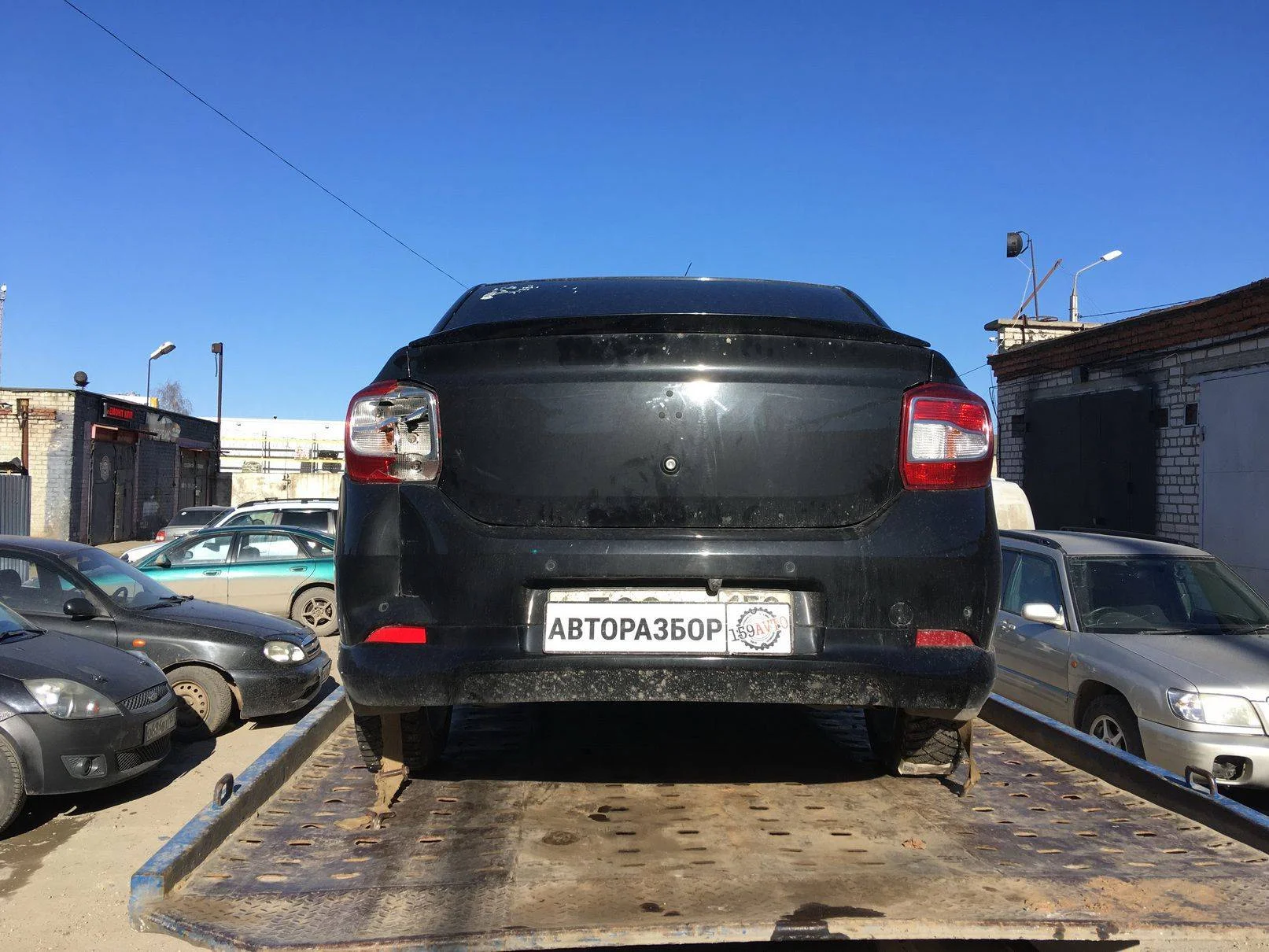 Продажа Renault Logan 1.6 (82Hp) (K7M 812) FWD MT по запчастям