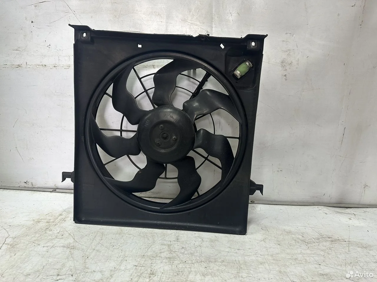 Вентилятор охлаждения радиатора kia ceed 2006-2010