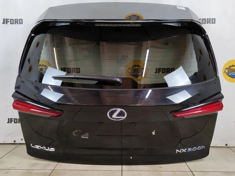 Крышка багажника Lexus NX300 2021 AYZ15