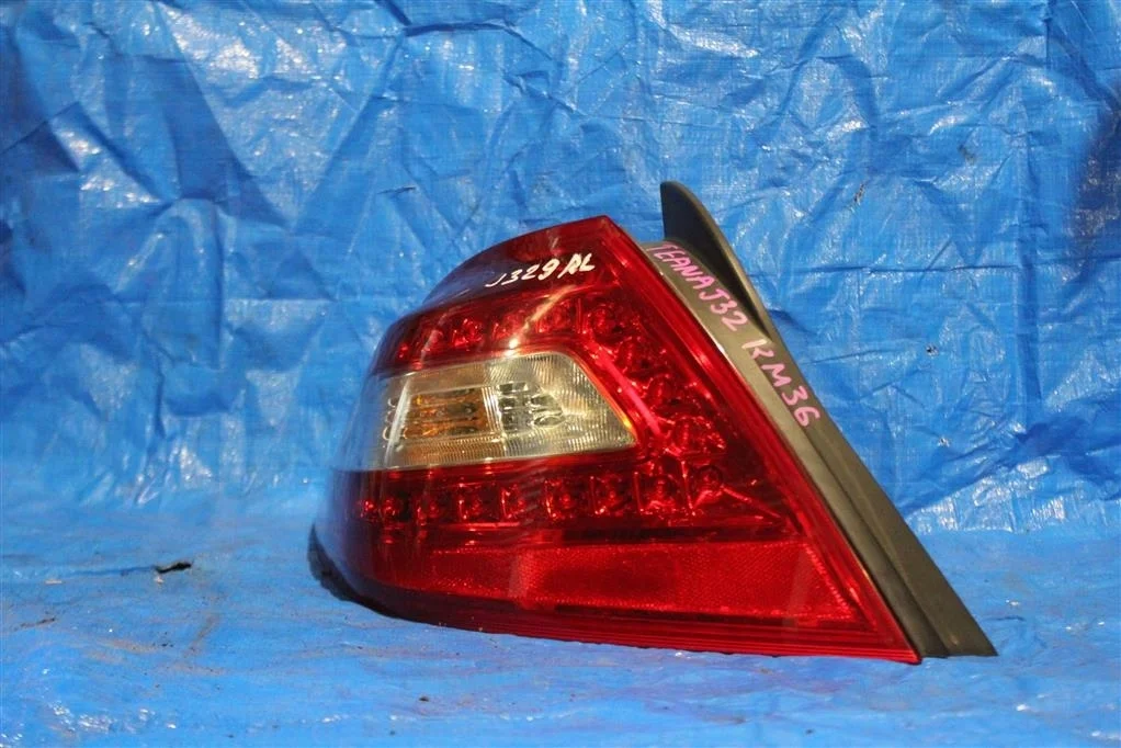 Б.у. фонарь наружный NISSAN TEANA J32 NISSAN TEANA J32