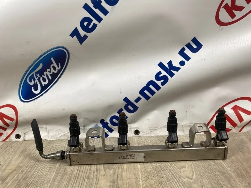 Топливная рампа FORD C-max 2003-2008