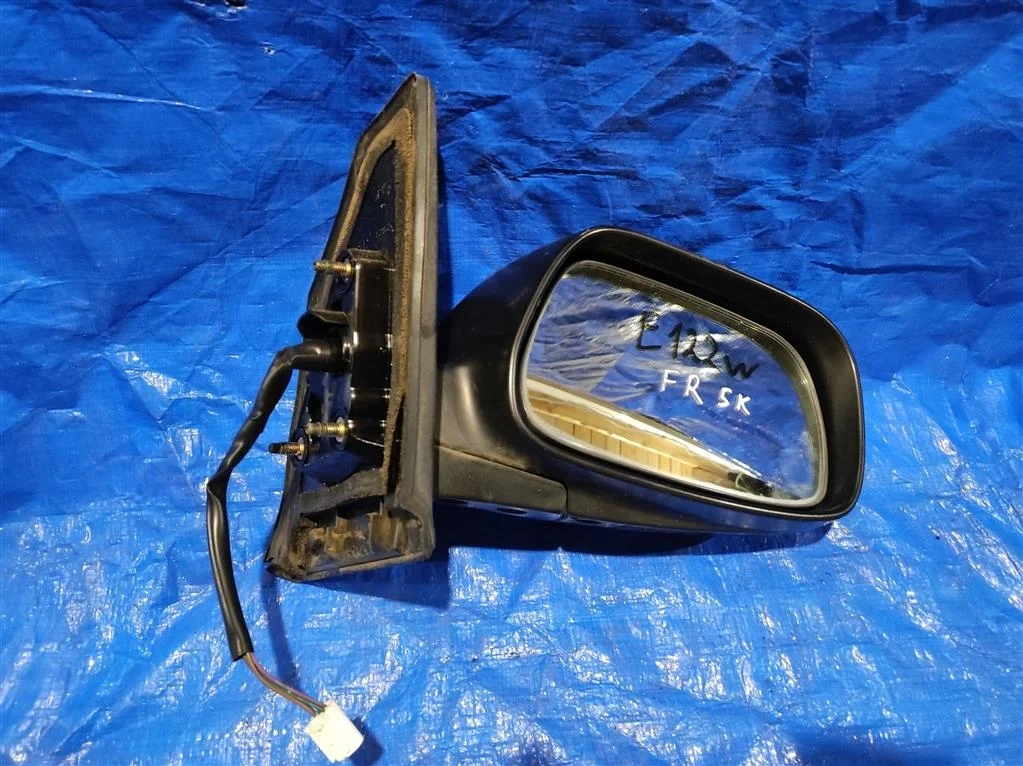 Б.у. зеркало (праворуль) TOYOTA COROLLA E120 TOYOTA COROLLA E120