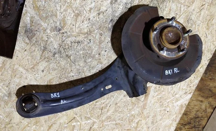 Б.у. цапфа MAZDA MAZDA 3 BK MAZDA MAZDA 3 BK