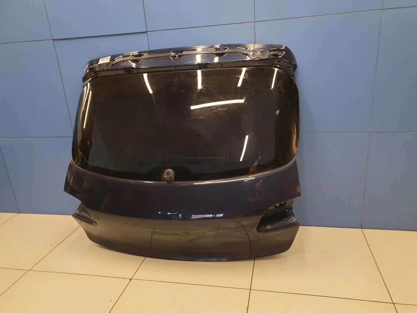 дверь багажника со стеклом для Porsche Macan 2013-