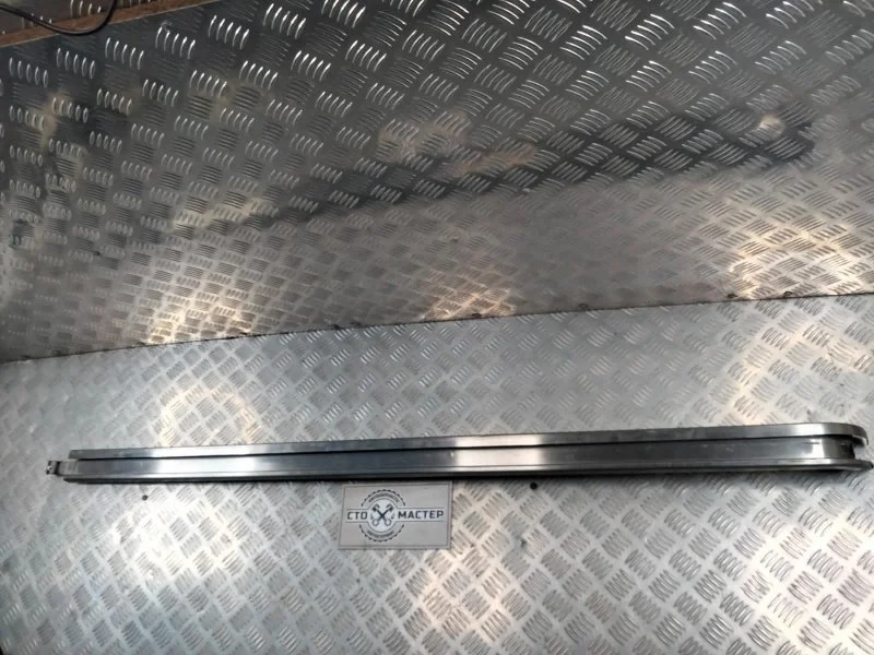 Направляющая боковой двери Citroen Jumper