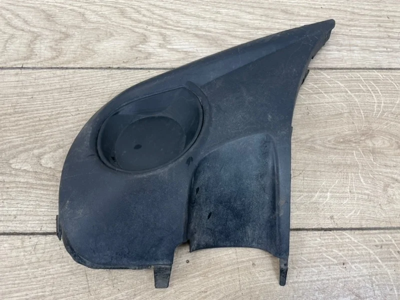 Решетка бампера боковая VW Touareg GP 2007-2010 7L