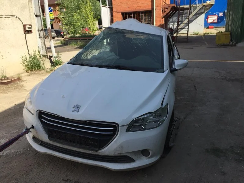 Продажа Peugeot 301 1.2 (72Hp) (EB2M) FWD MT по запчастям