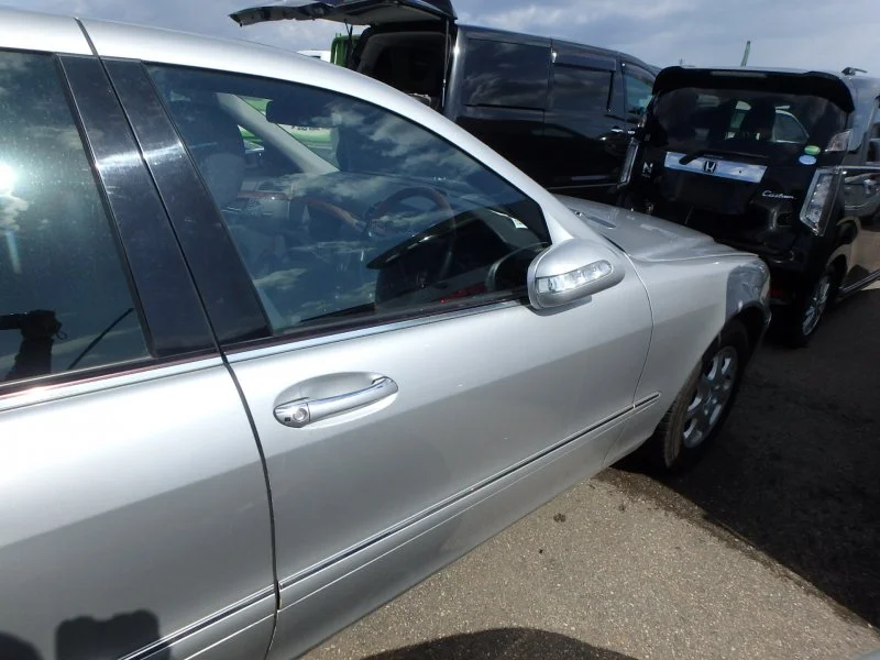 Продажа Mercedes-Benz S class 5.0 (306Hp) (113.960) RWD AT по запчастям