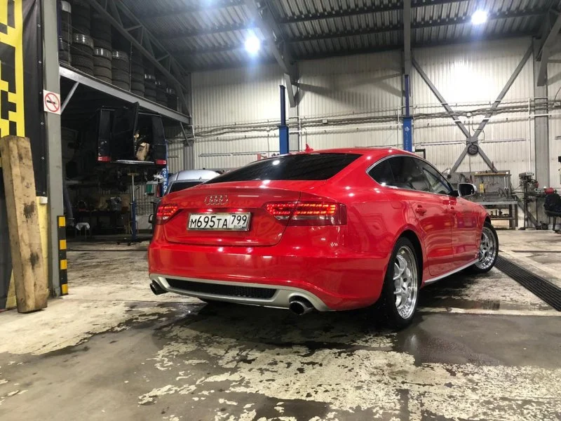 Продажа Audi A5 2.0 (211Hp) (CDNC,CAEB) 4WD AT по запчастям