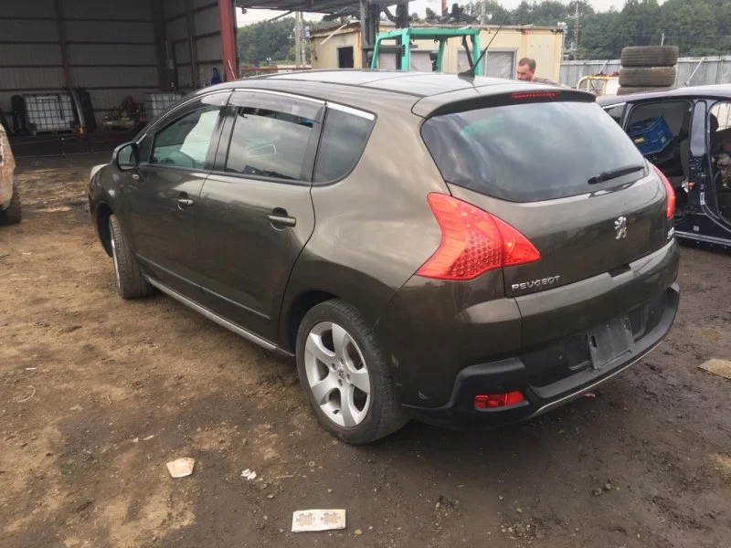 Продажа Peugeot 3008 1.6 (120Hp) (EP6) FWD MT по запчастям