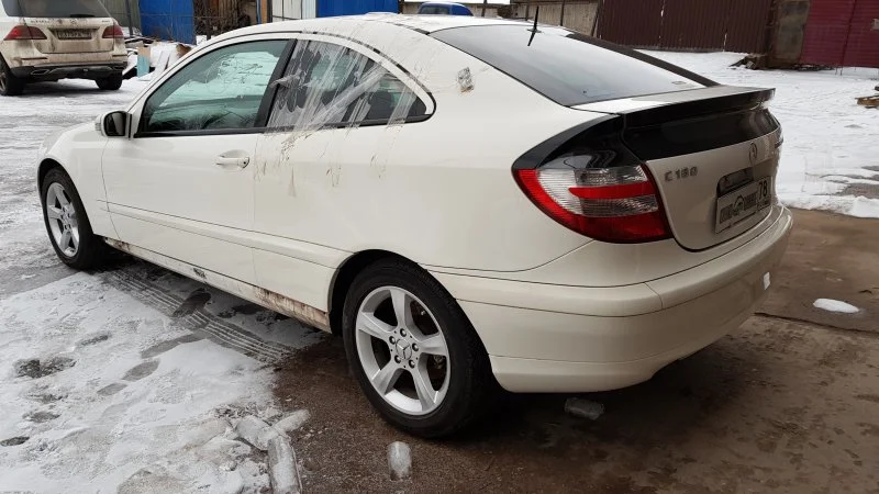 Продажа Mercedes-Benz C class 1.8 (143Hp) (271.946) RWD AT по запчастям