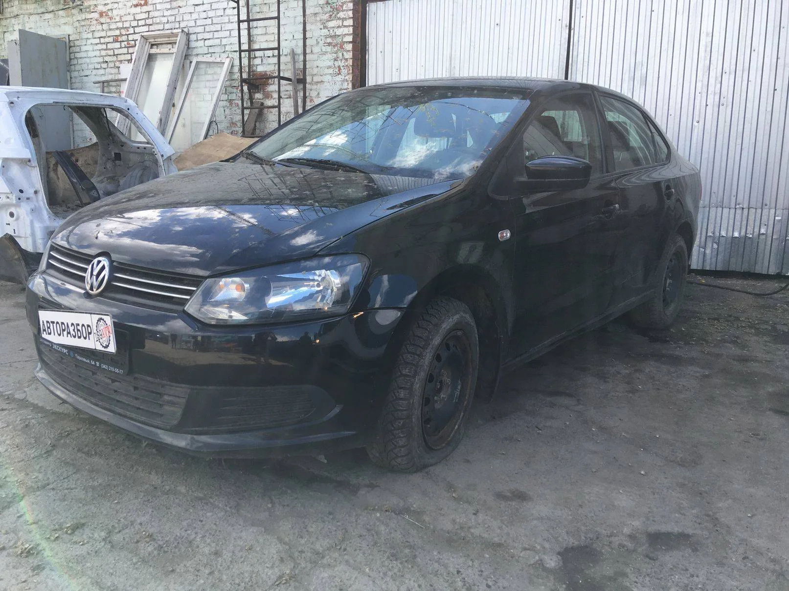 Продажа Volkswagen Polo 1.6 (105Hp) (CLSA,CFNA) FWD MT по запчастям