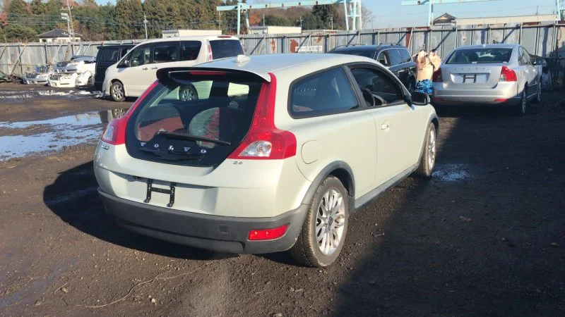 Продажа Volvo C30 2.4 (170Hp) (B5244S4) FWD AT по запчастям