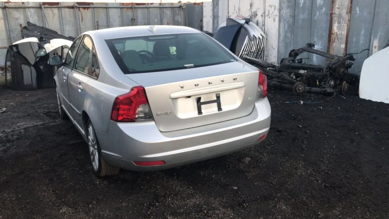 Продажа Volvo S40 2.0 (145Hp) (B4204S3) FWD AT по запчастям