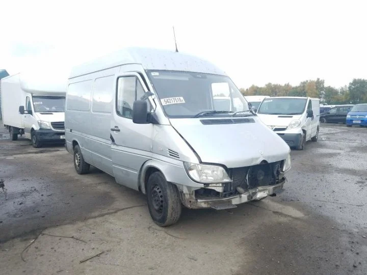 Продажа Mercedes-Benz Sprinter 2.1D (109Hp) (611.981) RWD MT по запчастям