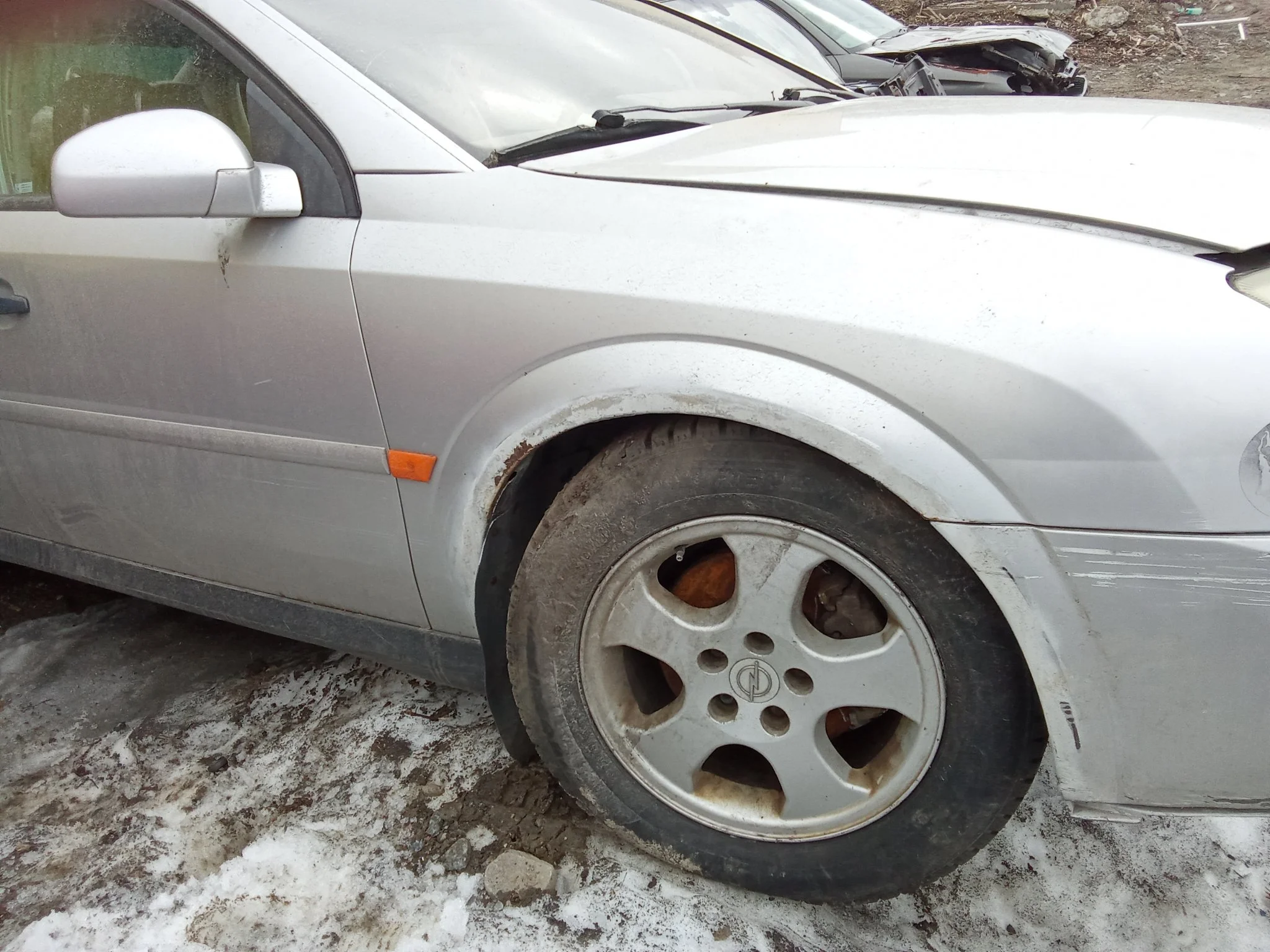 Кронштейн переднего бампера правый Opel Vectra C 2002-2008