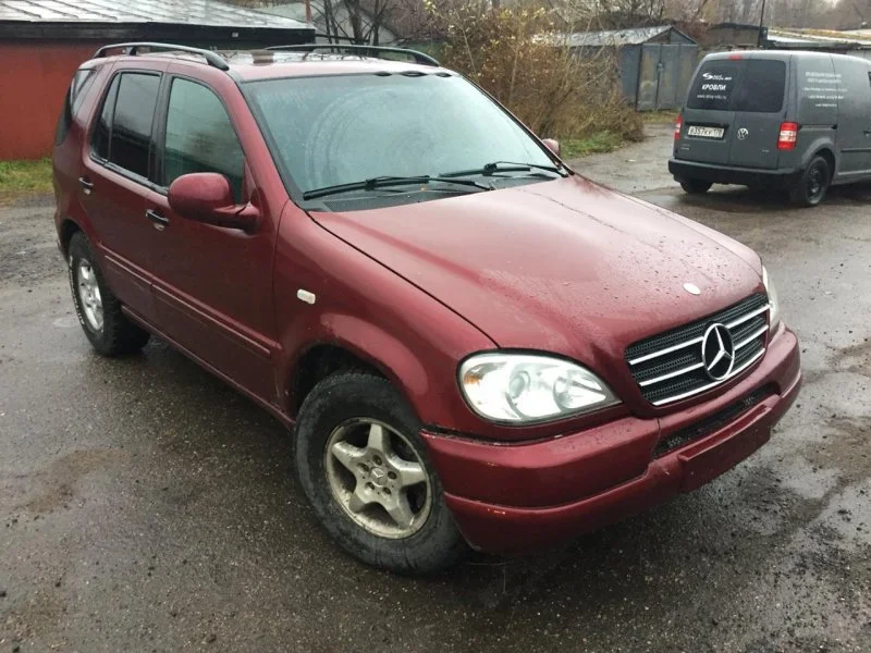 Продажа Mercedes-Benz M class 3.2 (215Hp) (112.942) 4WD AT по запчастям