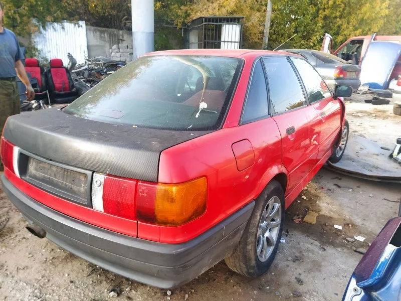 Продажа Audi 80 1.6 (69Hp) (PP) FWD MT по запчастям