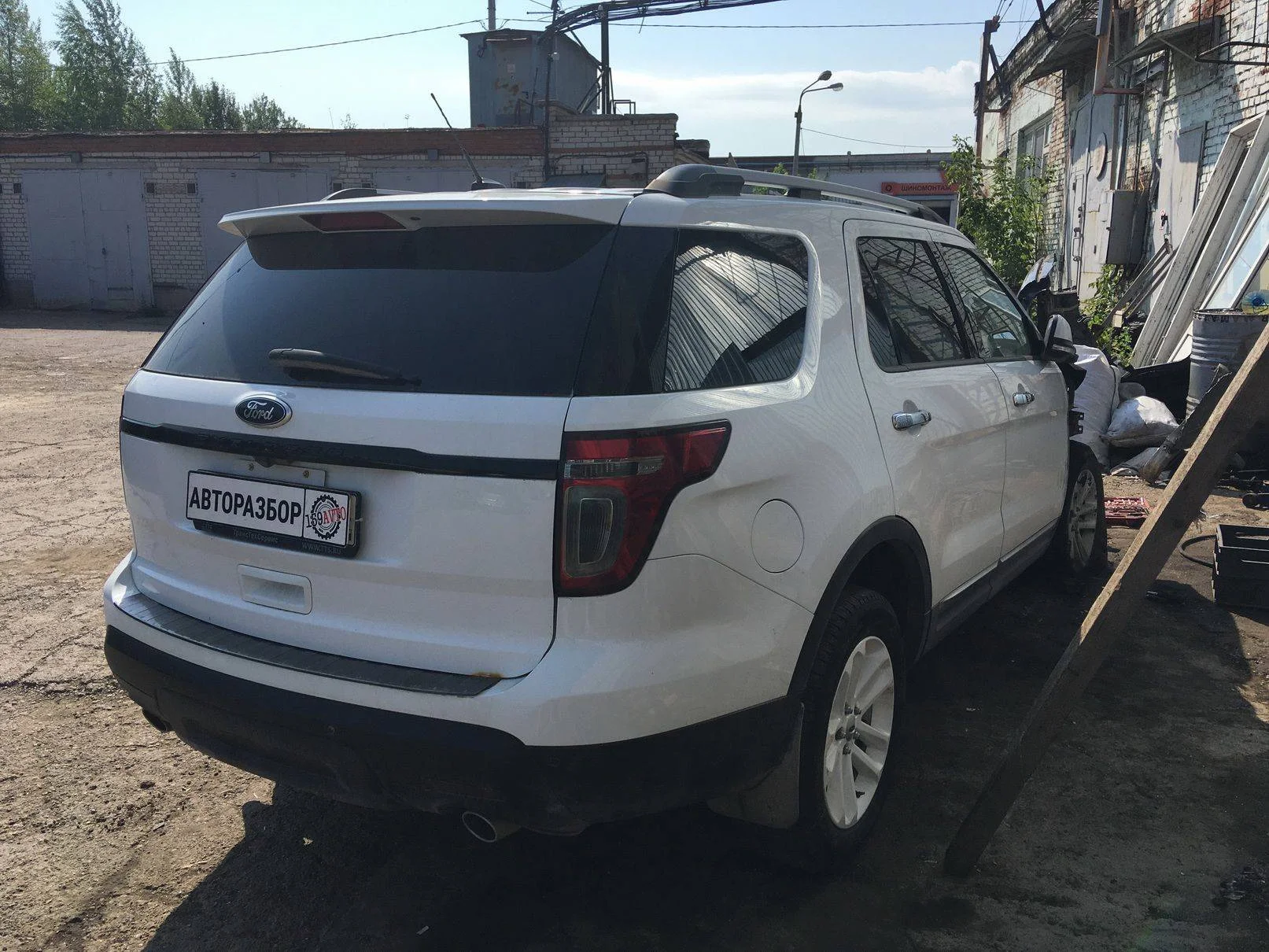 Продажа Ford Explorer 3.5 (294Hp) (Duratec Ti-VCT) 4WD AT по запчастям