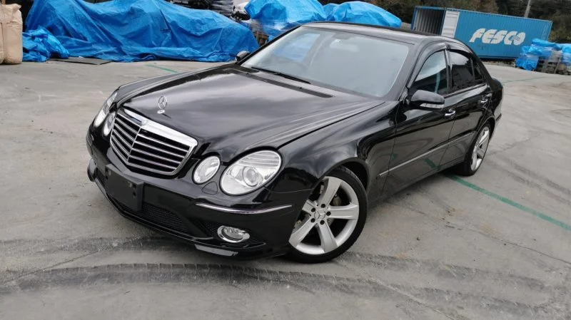 Продажа Mercedes-Benz E class 3.0 (231Hp) (272.943) RWD AT по запчастям