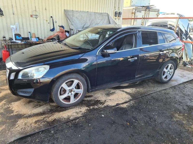 Продажа Volvo V60 1.6 (180Hp) (B4164T) FWD AT по запчастям