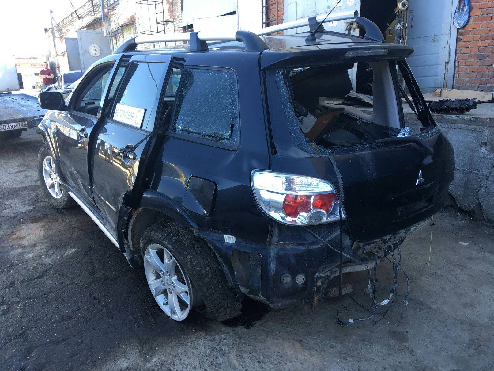 Продажа Mitsubishi Outlander 2.4 (160Hp) (4G69) 4WD AT по запчастям