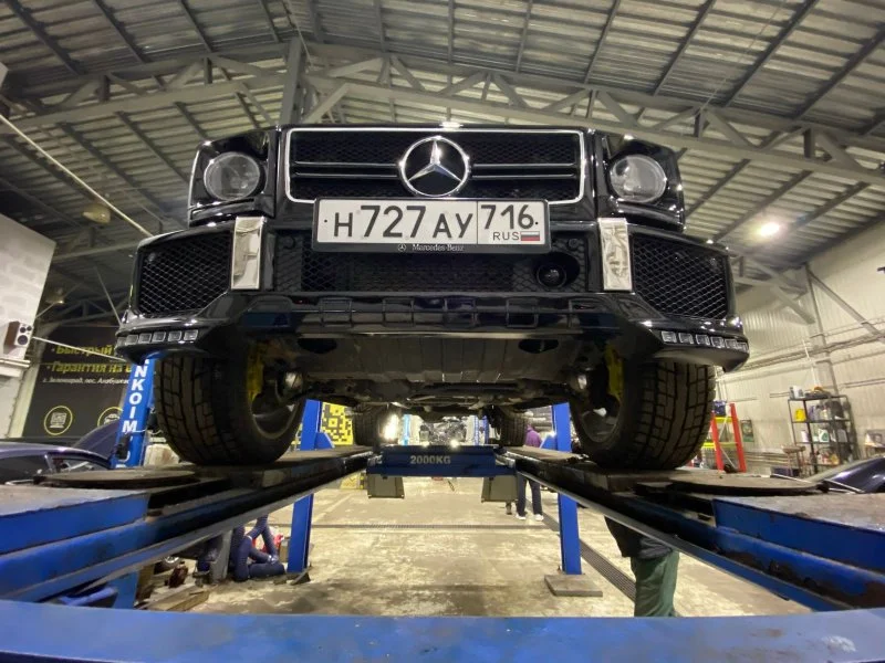 Продажа Mercedes-Benz G class 5.0 (296Hp) (113.962) 4WD AT по запчастям