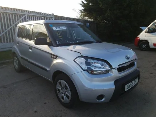 Продажа Kia Soul 1.6 (124Hp) (G4FC) FWD MT по запчастям