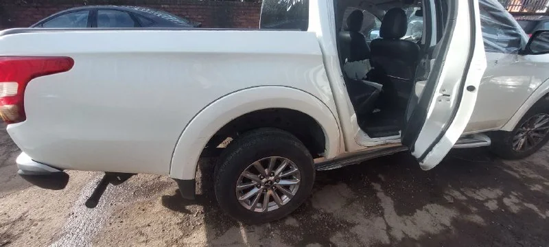 Продажа Mitsubishi L200 2.4D (154Hp) (4N15) 4WD AT по запчастям