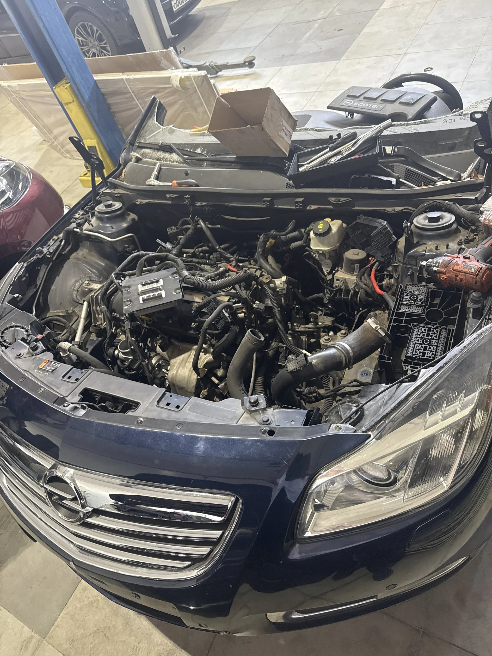 Продажа Opel Insignia 1.6 (180Hp) (A16LET) FWD MT по запчастям