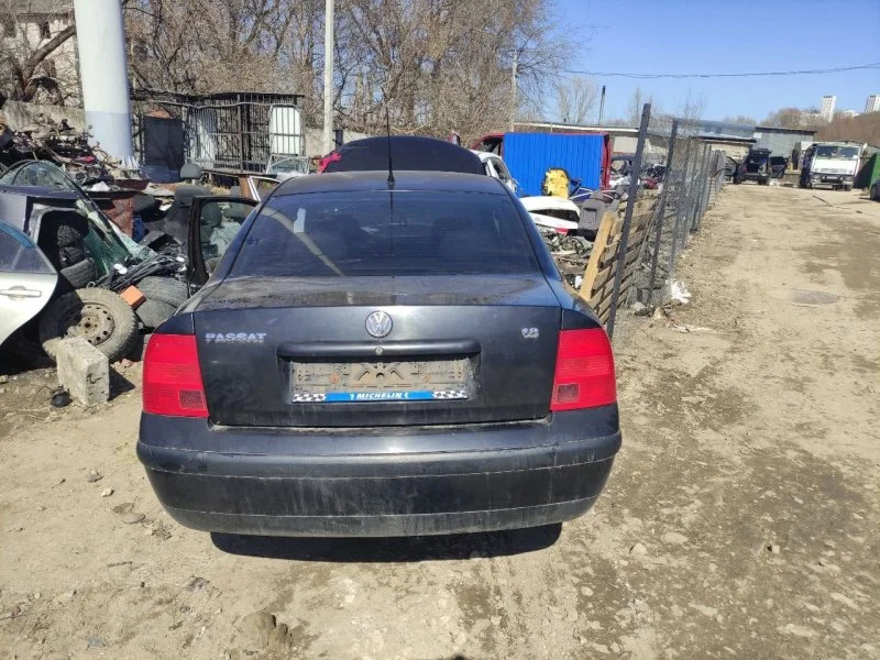 Продажа Volkswagen Passat 1.8 (150Hp) (AEB) FWD MT по запчастям