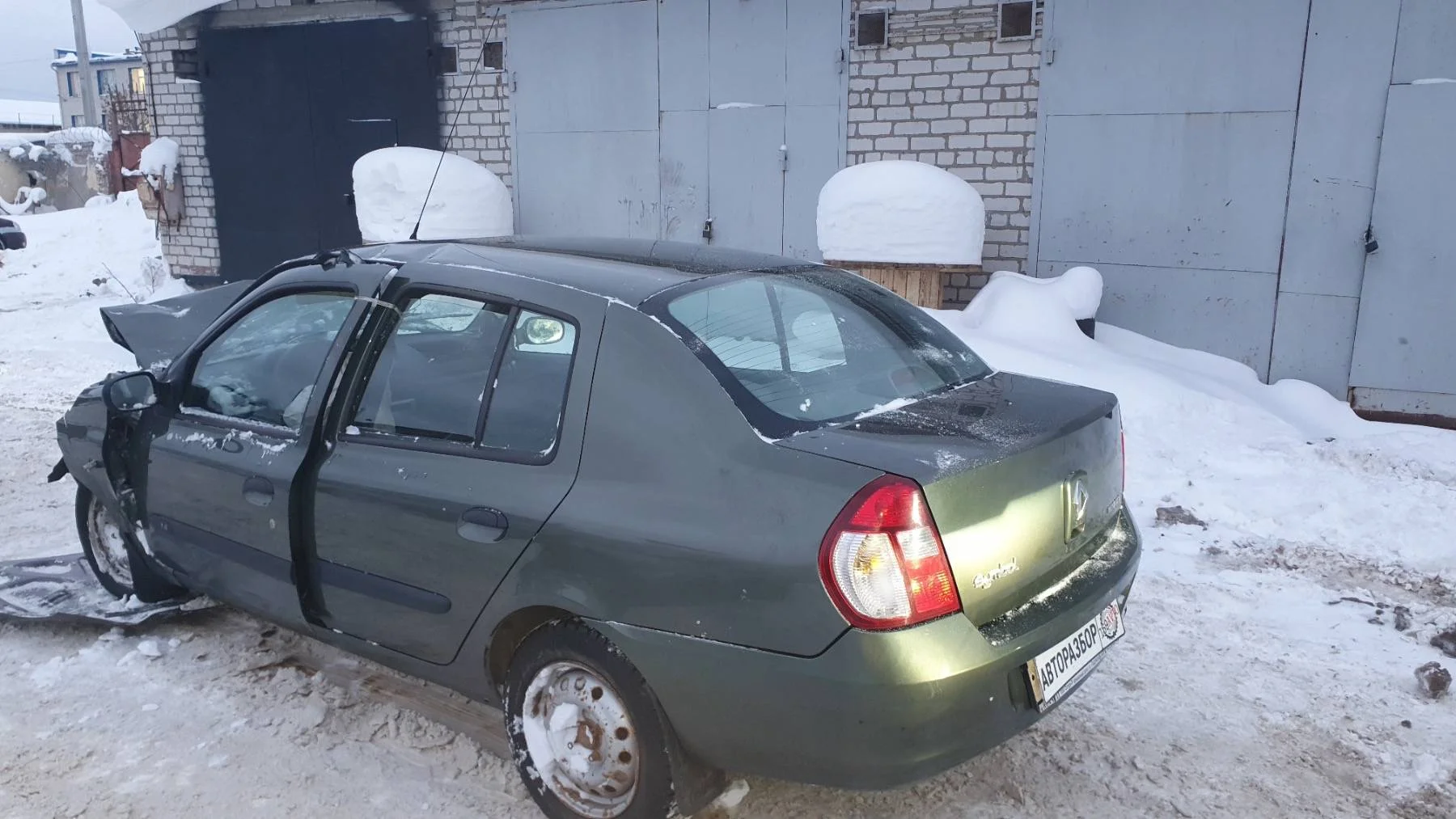 Продажа Renault Symbol 1.4 (75Hp) (K7J 700) FWD MT по запчастям