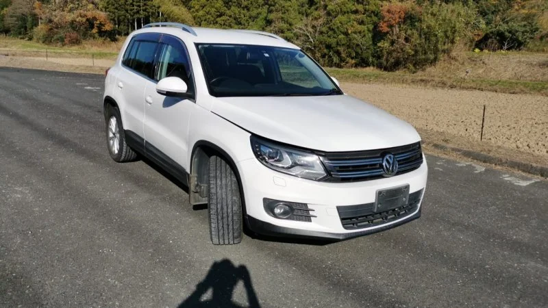 Продажа Volkswagen Tiguan 2.0 (170Hp) (CCZC, CAWA) 4WD AT по запчастям