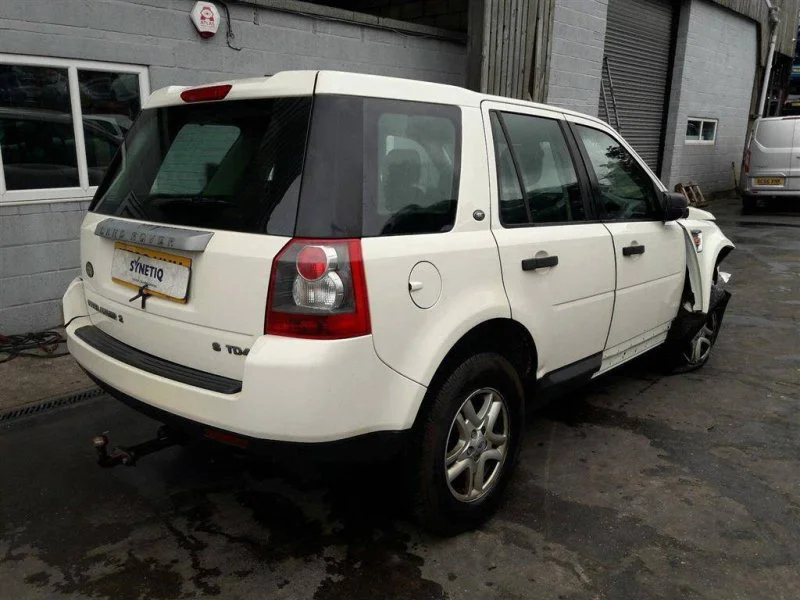 Продажа Land Rover Freelander 2.2D (160Hp) (224DT) 4WD AT по запчастям