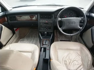 Продажа Audi 80 2.6 (150Hp) (ABC) FWD MT по запчастям