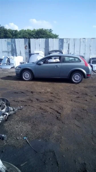 Продажа Volvo C30 2.4 (170Hp) (B5244S4) FWD AT по запчастям