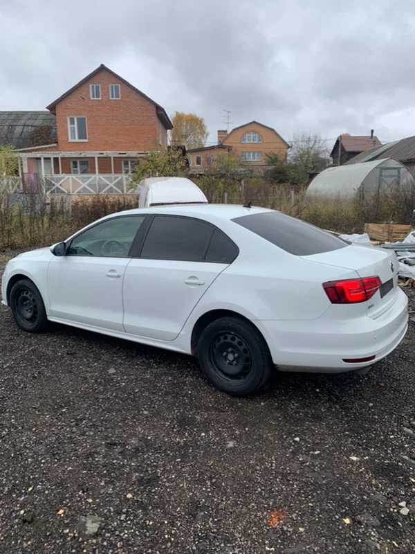 Продажа Volkswagen Jetta 1.6 (110Hp) (CWVA) FWD AT по запчастям