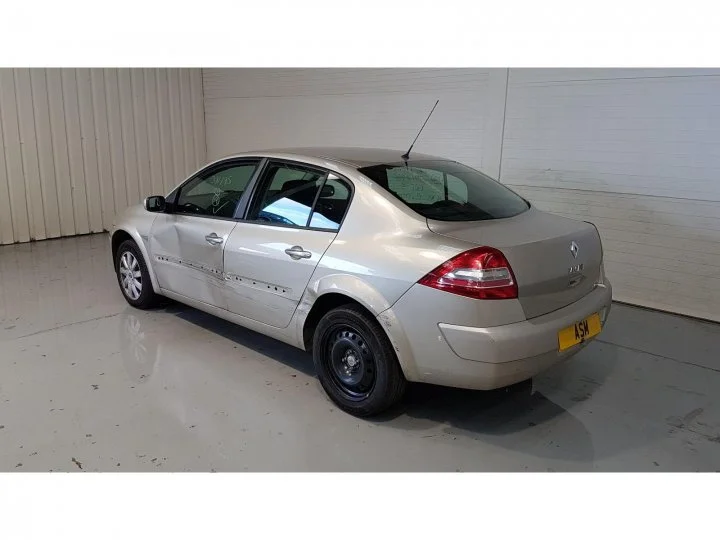 Продажа Renault Megane 1.6 (105Hp) (K4M 760) FWD AT по запчастям